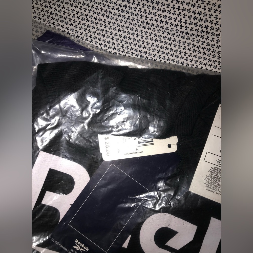 5 Reebok tee shirts - Picture 5 of 10
